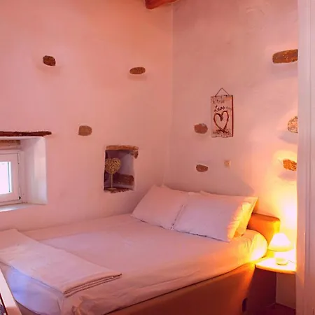 An Exceptional Holiday Experience 3br Modern Delphine Parikia (Paros)